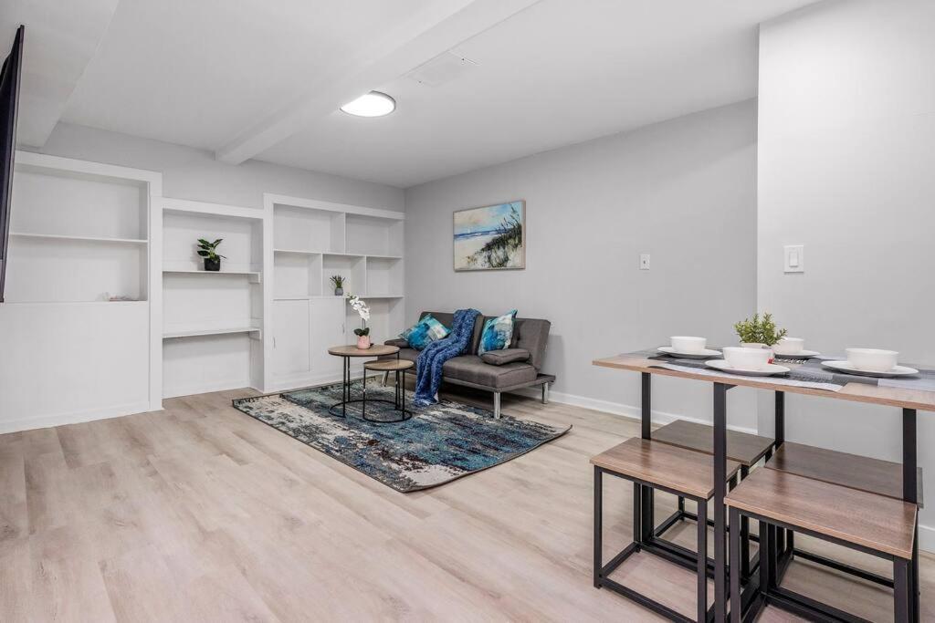 Centerstreet-cozy 2bedroomsuite Appartement